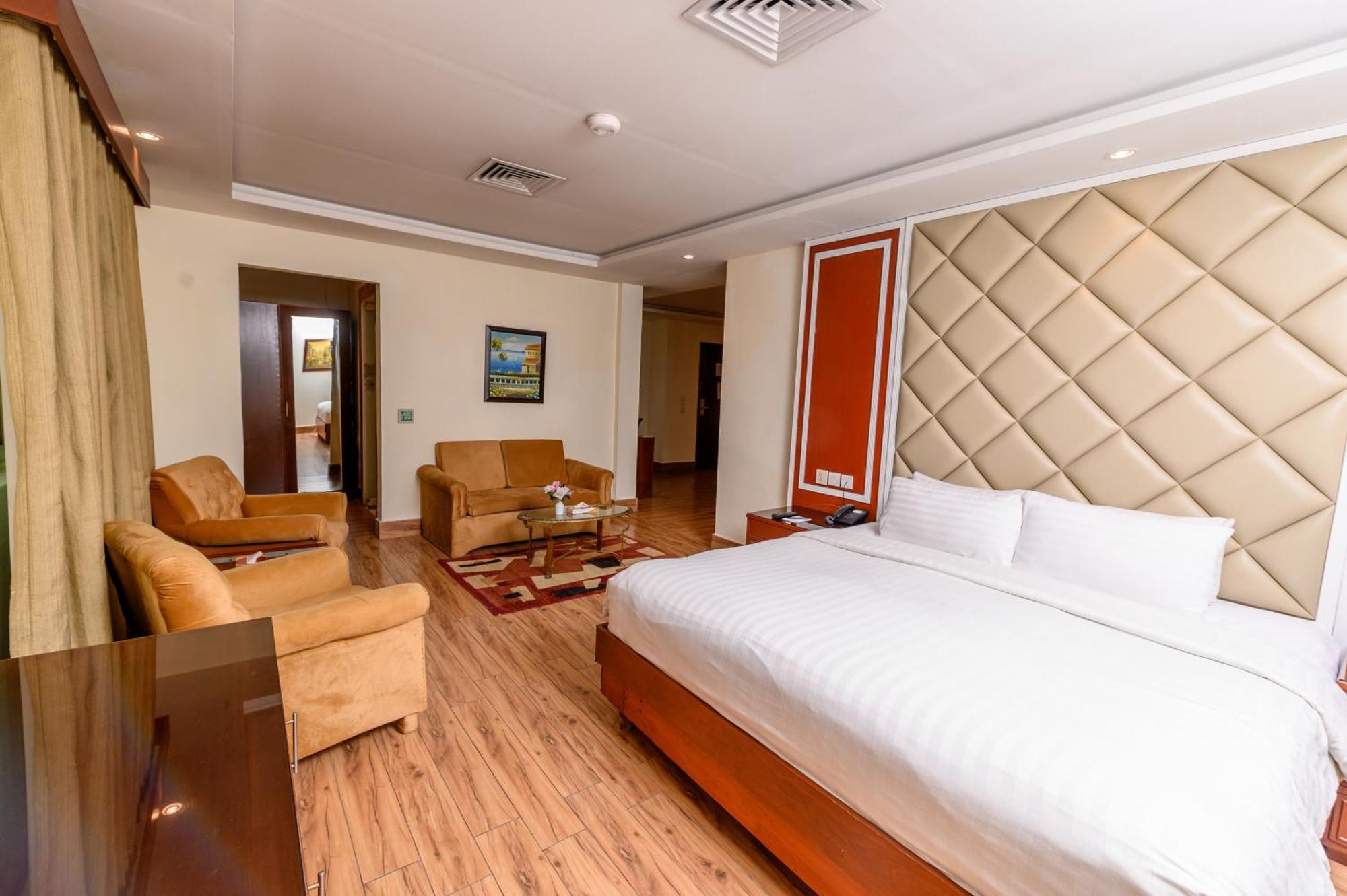 Hotel One Φαϊσαλάμπαντ Εξωτερικό φωτογραφία