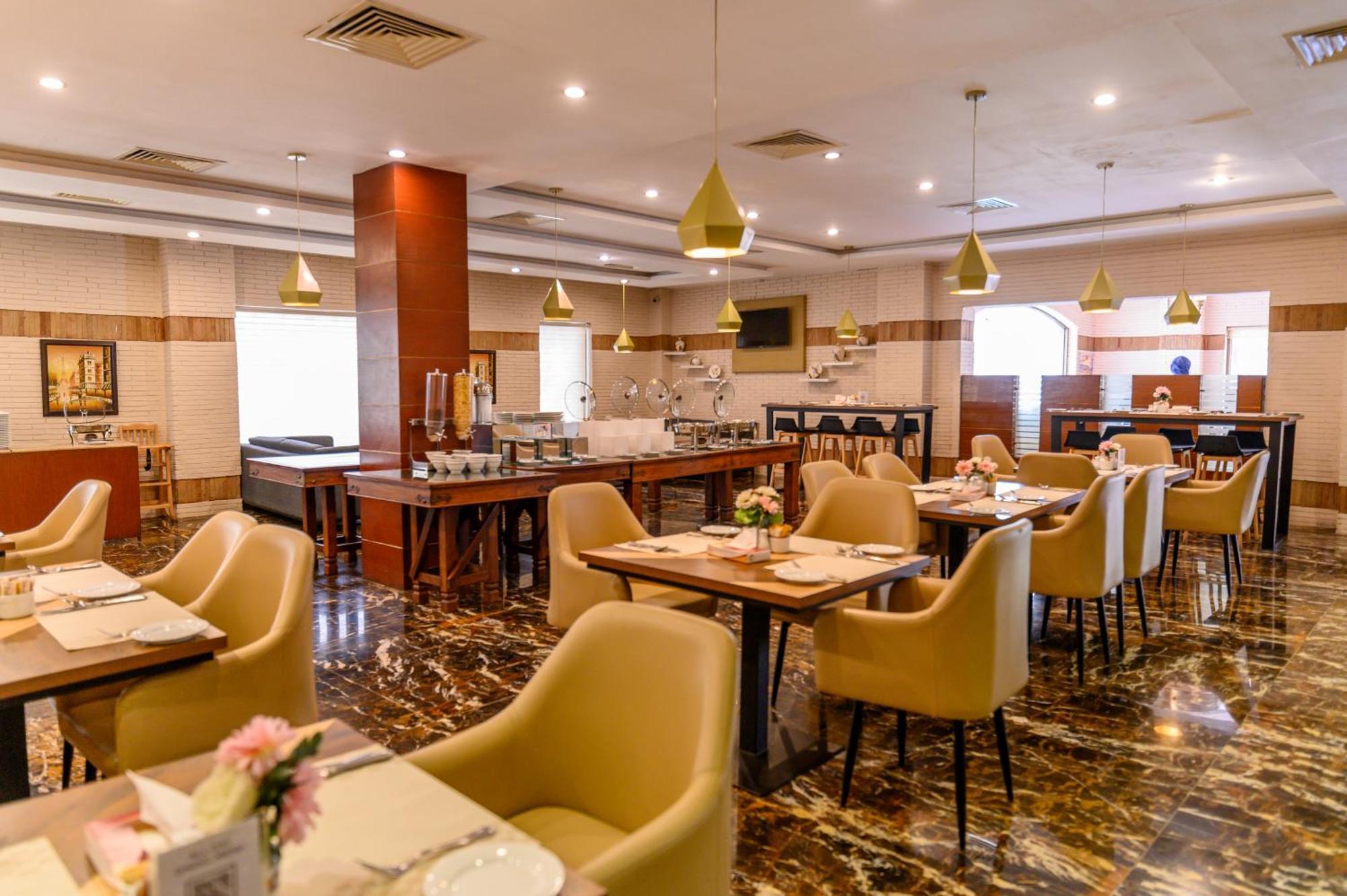 Hotel One Φαϊσαλάμπαντ Εξωτερικό φωτογραφία