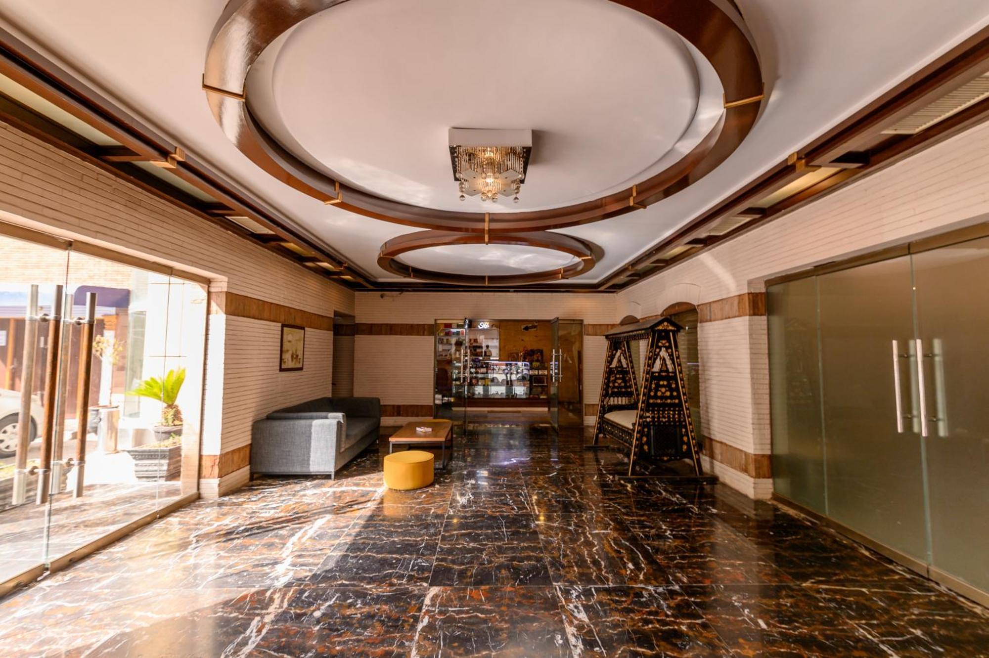 Hotel One Φαϊσαλάμπαντ Εξωτερικό φωτογραφία