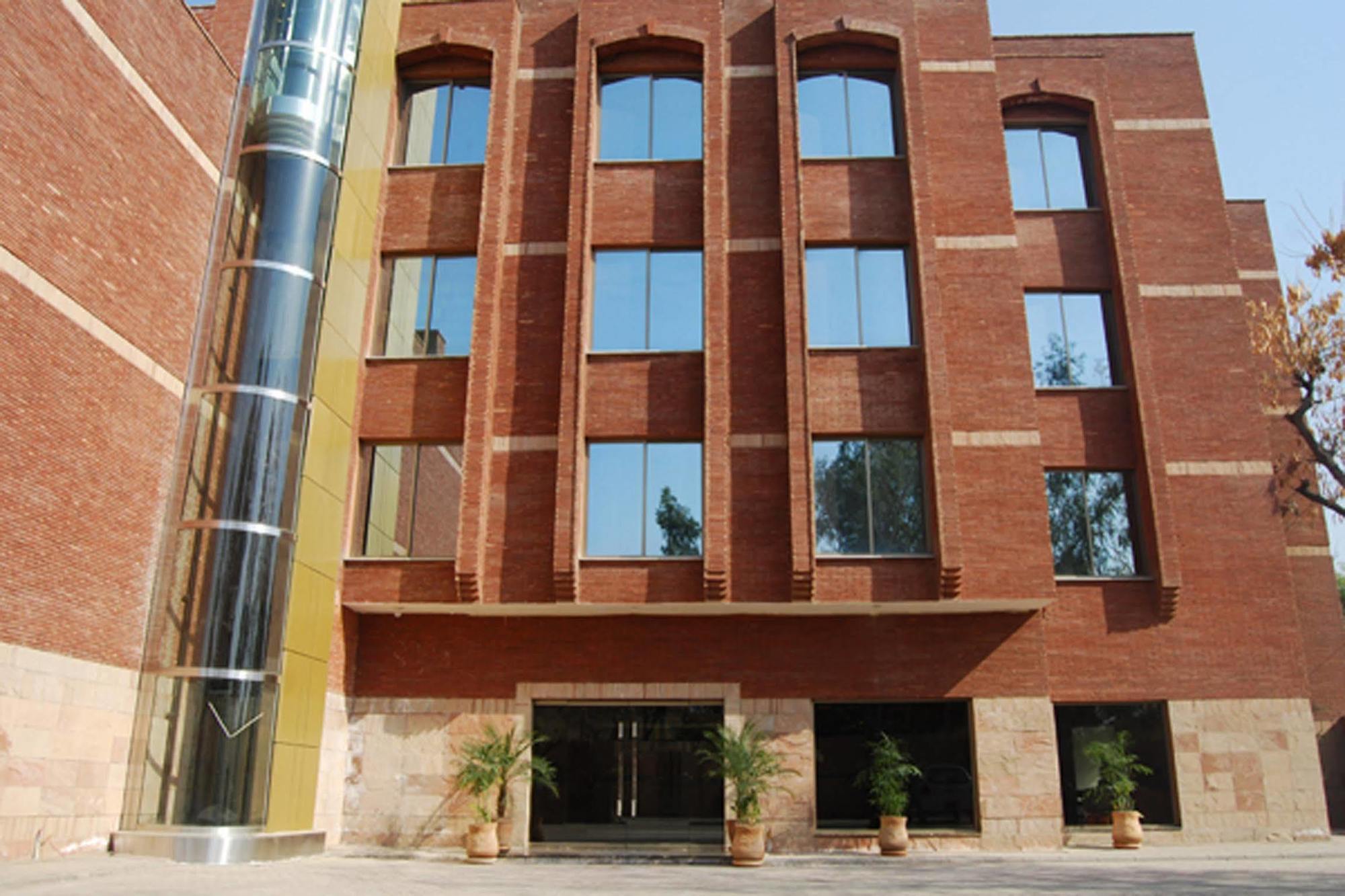 Hotel One Φαϊσαλάμπαντ Εξωτερικό φωτογραφία